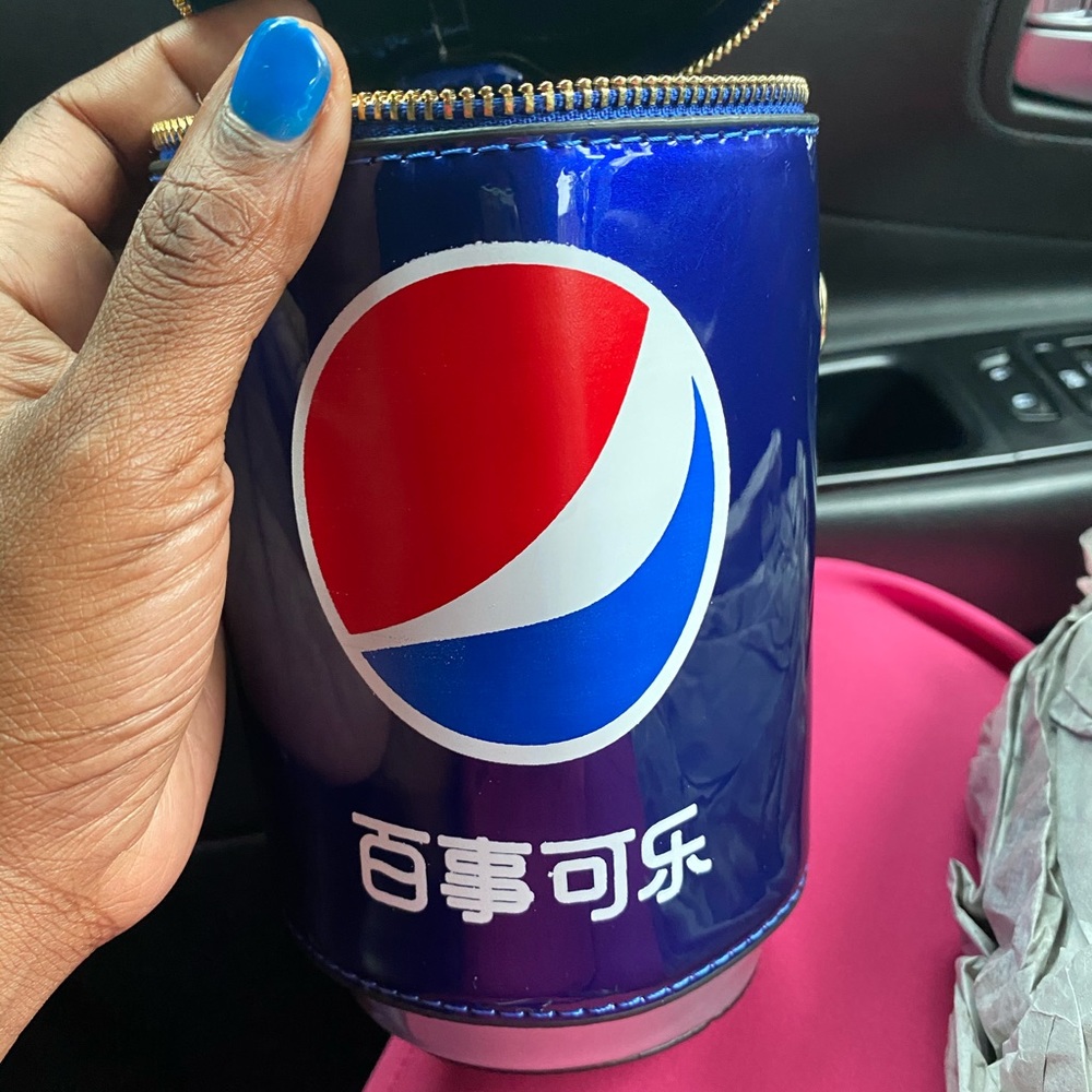 Drink up purse